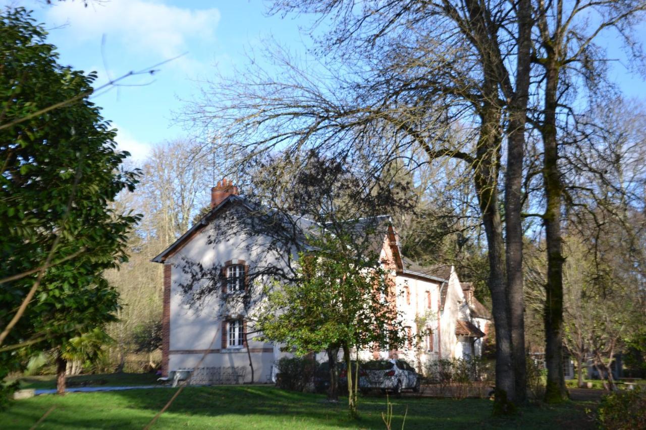 Le Moulin Et L'Olivier Three Bedroom Suite Chambon-sur-Cisse Eksteriør billede