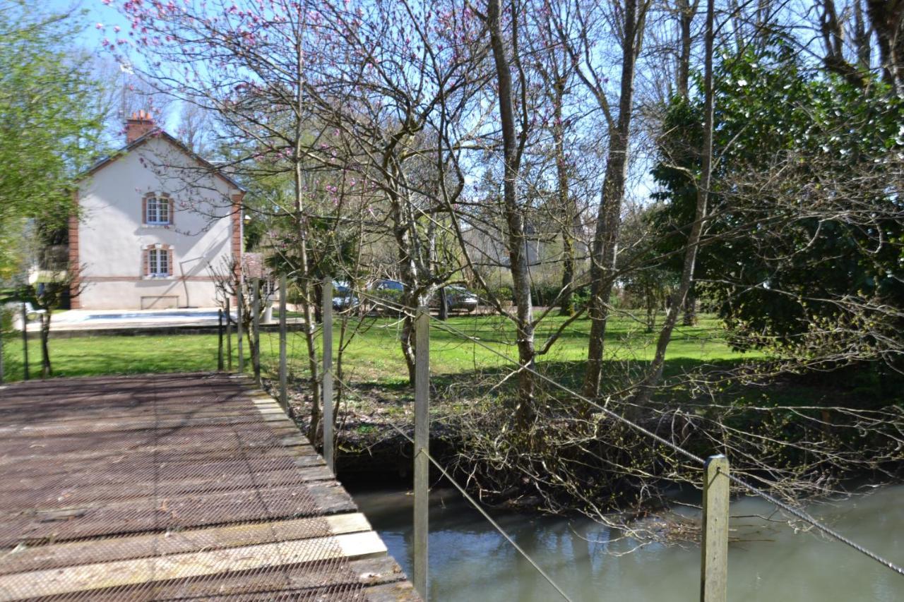 Le Moulin Et L'Olivier Three Bedroom Suite Chambon-sur-Cisse Eksteriør billede